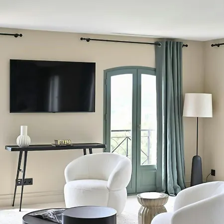 Luxury With Sea View In * Le Lavandou