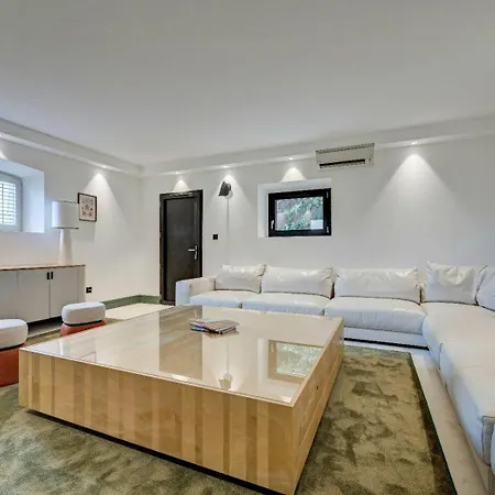 Luxury With Sea View In *