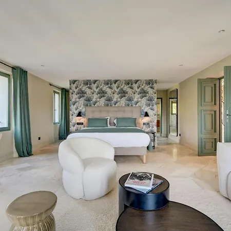 Holiday home Luxury With Sea View In